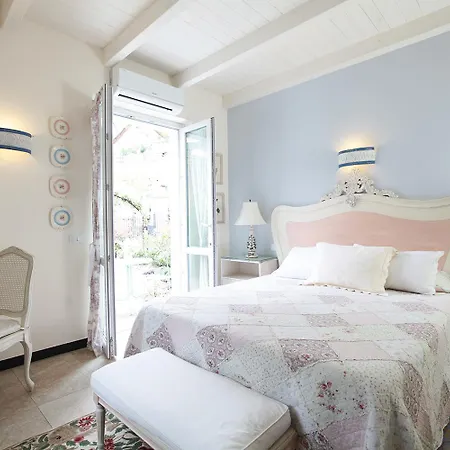 Valentina Hotel *
